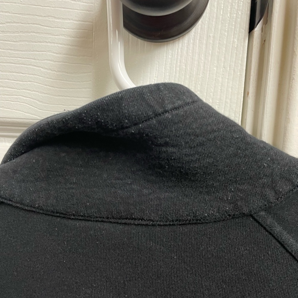 Lululemon zip up sweatshirt - size 10 - Picture 8 of 8